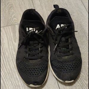 APL Athletic Shoes
